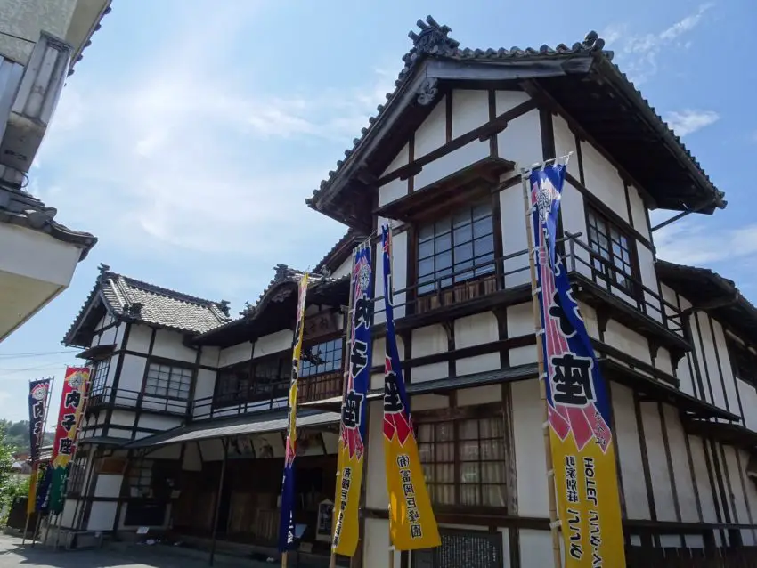 The Best Things To Do In The Pretty Historical Village Of Uchiko, Japan ...